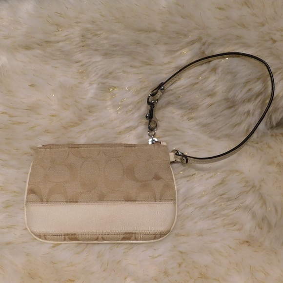 COACH Canvas Tan & White Signature Coach Wristlet - Picture 4 of 7